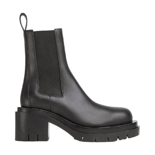  BV葆蝶家 22年秋冬 女士 短靴 BOTTES LUG 667144VBS501000 预定商品1-3周发货