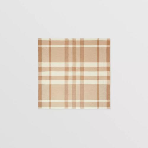  BURBERRY 22年秋冬 女士 格纹大号羊绒方巾 80542471