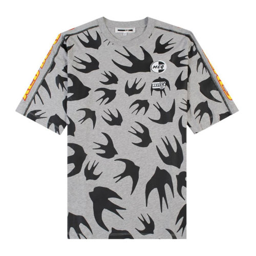 Alexander McQueen/亚历山大麦昆 男女同款中性灰色棉质经典字母徽标飞燕印花装饰圆领短袖上衣T恤 527529-RMT70-1225