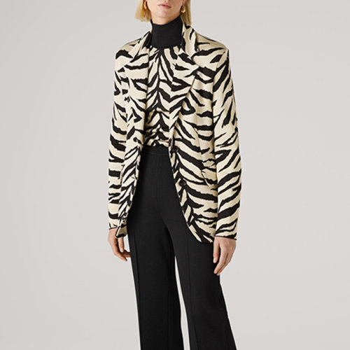 St.John/盛蔷老虎纹提花高领修身女士针织衫/毛衣K521151