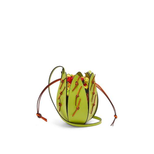  LOEWE罗意威 22年秋冬 女士 手拿包 Cactus pocket in classic calfskin C643Y35X01-1718