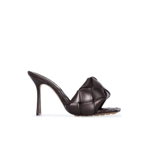 Bottega Veneta/葆蝶家 宝缇嘉女鞋 方格咖啡色鞋面皮质女士高跟鞋 608854VBSS02113