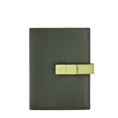 LOEWE/罗意威 21新款 女士中号复古卡其色/柠檬黄粒面小牛皮竖款双折钱包0010624088