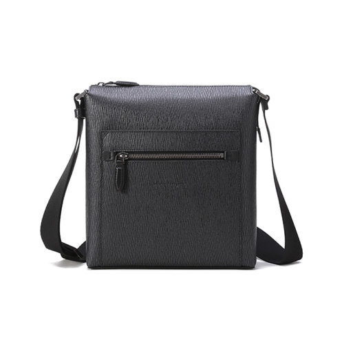 Salvatore Ferragamo/菲拉格慕 【22年新款】男士REVIVAL 3.0系列牛皮革单肩斜挎包 24A5