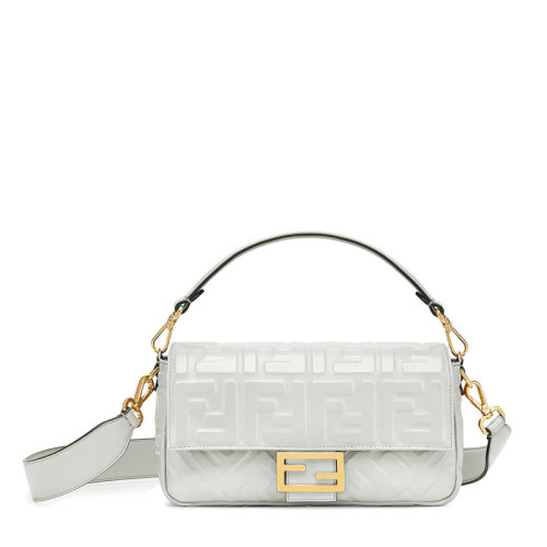 FENDI/芬迪 Baguette 女士白色小羊皮翻盖法棍包单肩包 (2色可选)