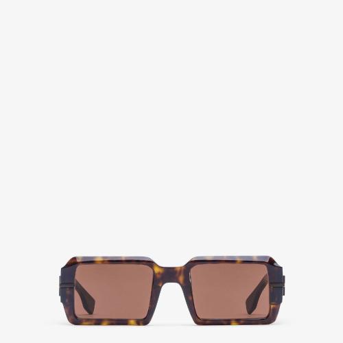  FENDI芬迪 22年秋冬 男士 太阳眼镜 棕色太阳镜 FOL534V1PF0QSF