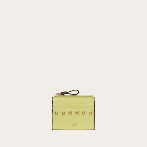  VALENTINO华伦天奴 22年秋冬 女士 卡包 PORTE-CARTES ROCKSTUD ZIPPé EN VEAU XW0P0T35BOLM2