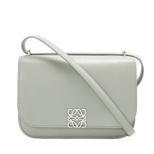 Loewe/罗意威 22春夏新款Goya系列 女士灰白色丝绸牛皮革Anagram封口单肩斜挎包 0010697183