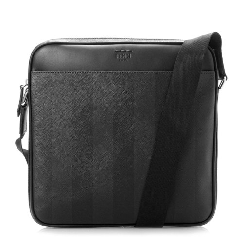 FENDI/芬迪 男士黑色PVC配皮字母徽标压花条纹款式拉链开合斜挎包单肩包男包 7VA338-P63-F0HD2
