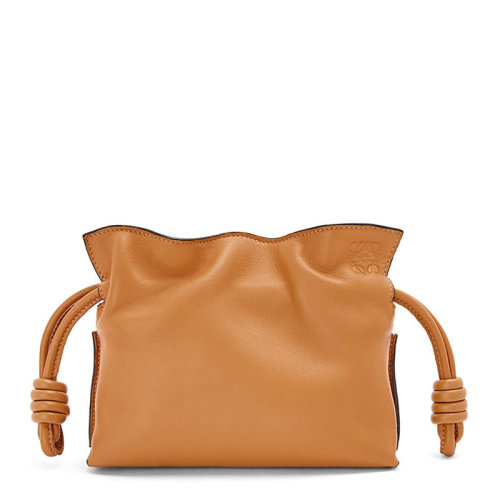 LOEWE/罗意威 Flamenco系列女士棕色牛皮革经典徽标压花装饰抽绳磁扣开合单肩包斜挎包链条包手拿包女包 A411FC6X01-2586