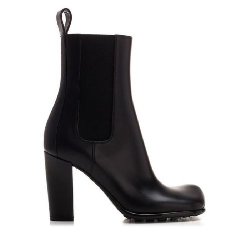  Bottega Veneta/葆蝶家 女士黑色牛皮短靴 677271 V1AY0 1000 PLXSX