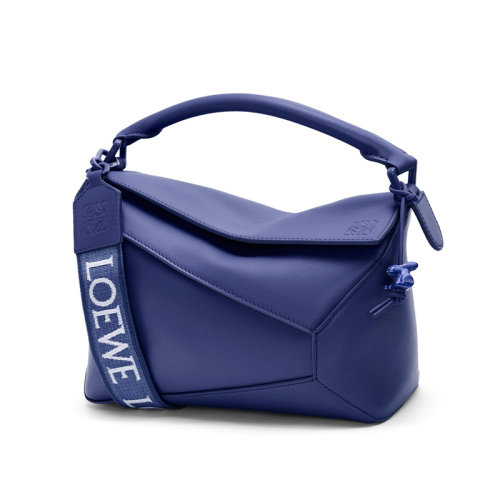 LOEWE/罗意威 22新款 Puzzle Edge系列 女士小号深紫釉缎面小牛皮同色金属配饰兔子吊饰拆卸调节肩带手提单肩斜挎拼图包A510P60X24-8768