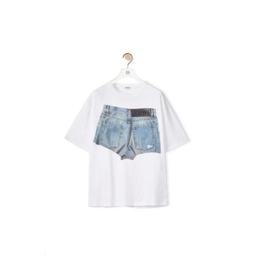  LOEWE罗意威 22年秋冬 男士 短袖T恤 Denim shorts print T-shirt in cotton H526Y22X37-2100