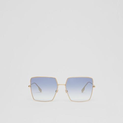  BURBERRY 22年秋冬 女士 标志性条纹装饰方框太阳眼镜 40822801