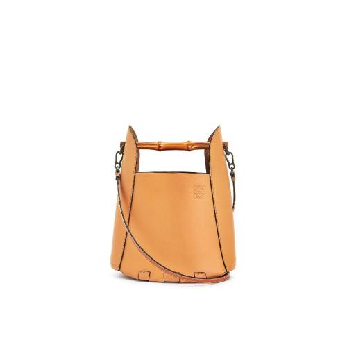 LOEWE罗意威 女士 手提包 牛皮革 Bamboo Bucket 手袋 340.95.W37-3160 预定商品1-3周发货