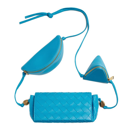 Bottega Veneta/葆蝶家 22新款 女士小号蓝色羔羊皮金色饰面多口袋肩带单肩包717429VCP3C4619