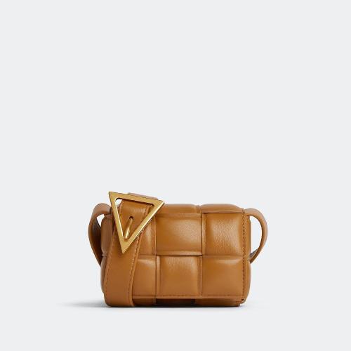  BV葆蝶家 22年秋冬 女士 单肩包 candy padded cassette 716648VCQR12593