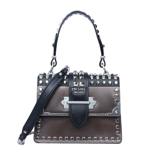 PRADA/普拉达 Cahier系列 女士金属色皮质铆钉装饰手提包单肩包斜挎包金属色女包
