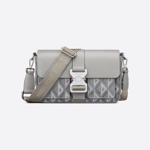  DIOR迪奥 22年秋冬 男士 单肩包 Dior Hit The Road 手袋（附肩带） 1ESME157CDP_H42E