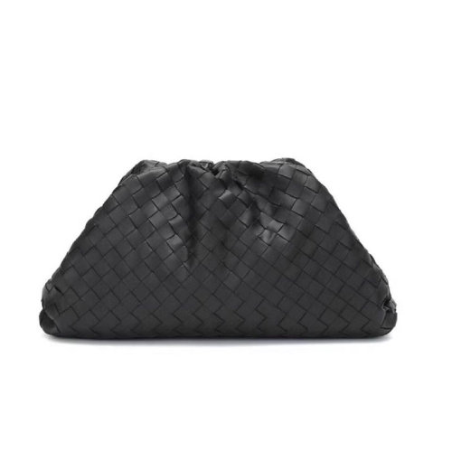 Bottega Veneta/葆蝶家  宝缇嘉女包 The Pouch系列 女士黑色皮质手拿包 576175VCPP01229  HKY06107