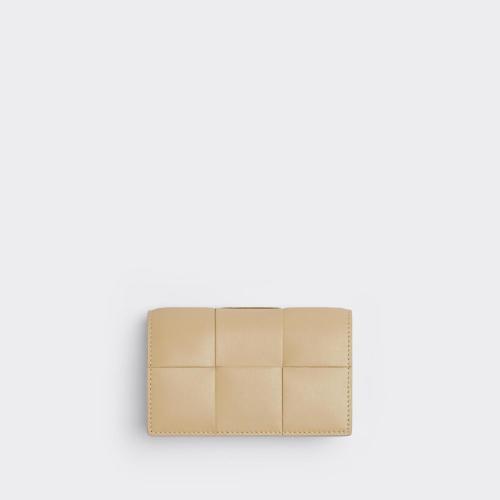  BV葆蝶家 22年秋冬 男士 卡包 etui pour cartes de visite 679849VBWD39762