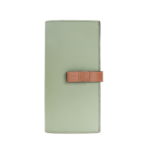 LOEWE/罗意威 21新款 女士大号迷迭香/棕褐色粒面小牛皮按扣竖式钱包0010567410