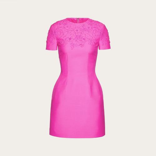  VALENTINO华伦天奴 22年秋冬 女士 连衣裙 ROBE COURTE BRODéE EN CREPE COUTURE 1B0VA0P61CF