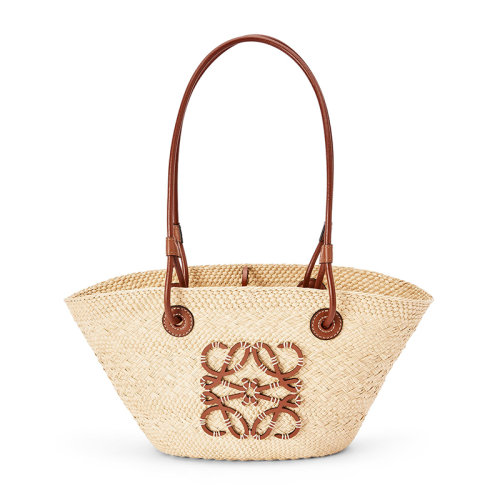 LOEWE/罗意威  Anagram系列 女士自然色/棕褐色Iraca棕榈小牛皮Anagram印花篮子手提斜挎袋0010562445