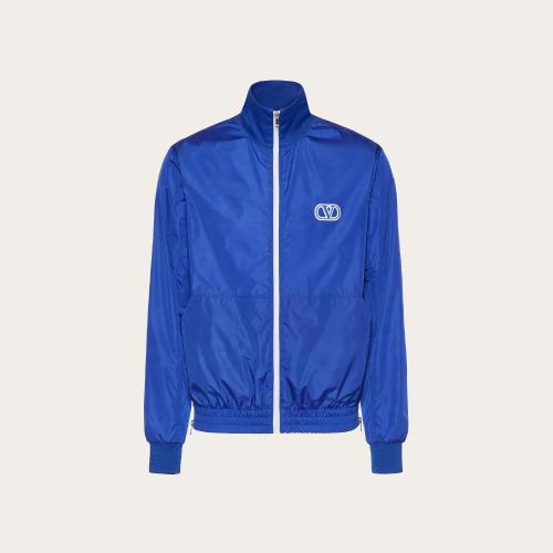  VALENTINO华伦天奴 22年秋冬 男士 夹克 SWEAT-SHIRT ZIPPé a COL MONTANT EN NYLON A_VEC VL