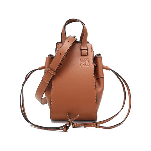 LOEWE/罗意威 女士Hammock系列牛皮手提单肩斜挎包吊床包抽绳包迷你款 314 30 V07