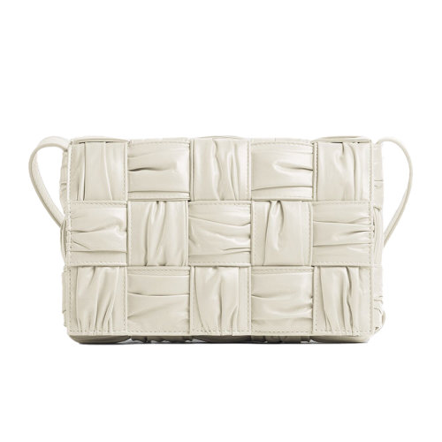 Bottega Veneta/葆蝶家 22新款 女士白色带褶裥Intrccio图案小牛皮磁扣翻盖开合黄铜饰面单肩斜挎包717089V2FY19092