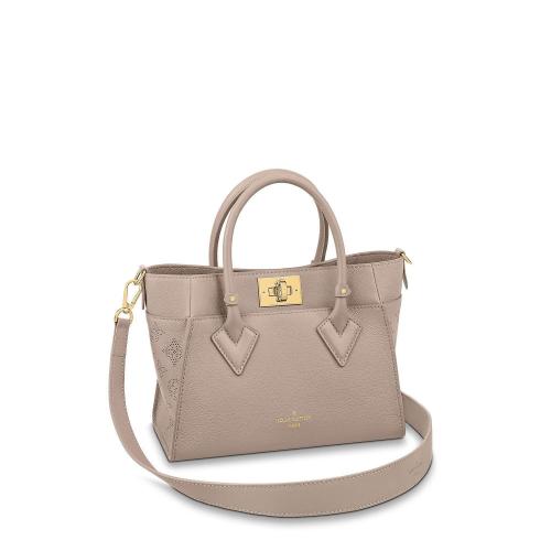  LV路易威登 22年秋冬 女士 单肩包 ON MY SIDE 小号手袋 M20600