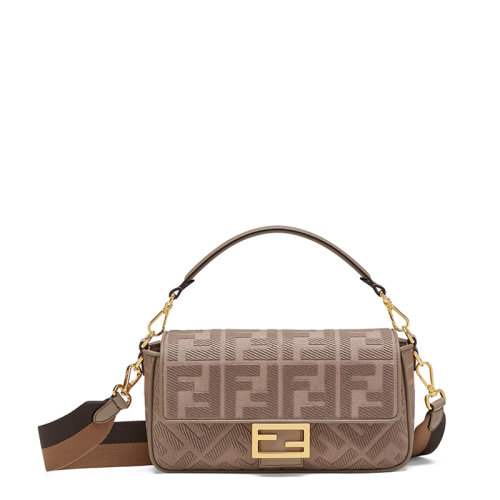 FENDI/芬迪 20 BAGUETTE系列 女士中号灰色刺绣FF图案帆布FF搭扣翻盖单肩斜挎手提包8BR600AC9OF1F7M
