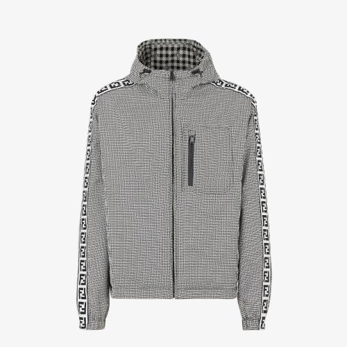  FENDI芬迪 22年秋冬 男士 夹克 拼色尼龙夹克 FAA86_L43F11H9