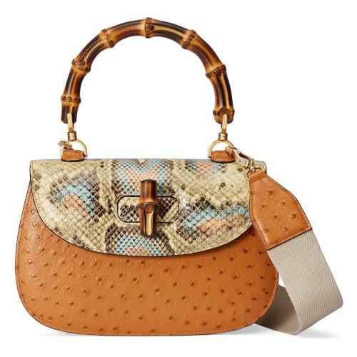  GUCCI古驰 22年秋冬 女士 Gucci Bamboo 1947系列鸵鸟皮中号手袋 672206 EY0MT 8422