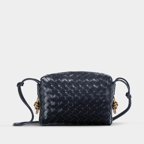  BV葆蝶家 22年秋冬 女士 单肩包 loop 717520V2GV18847