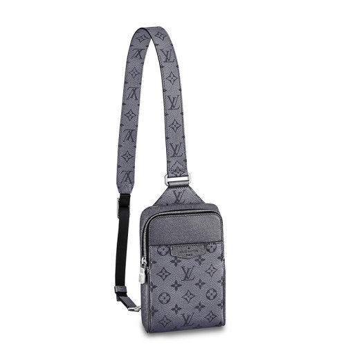 Louis Vuitton/路易威登 22春夏新款OUTDOOR系列 男士灰色老花帆布配皮牛皮革滚边银扣拉链开合单肩斜挎包M30833