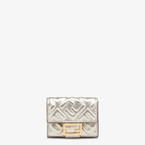  FENDI芬迪 22年春夏 女士 钱包 Micro Trifold 8M039_AF2F1FWV