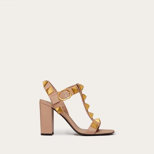 VALENTINO华伦天奴 22年秋冬 女士 高跟凉鞋 SANDALES ROMAN STUD EN CUIR DE VEAU. TALON?: