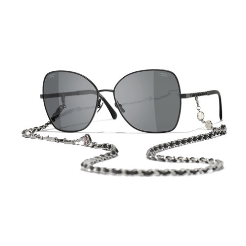 Chanel/香奈儿 22年春夏新款 女士灰色镜片黑色金属与小牛皮镜框饰链条蝴蝶形太阳眼镜墨镜A71446X27389L1128