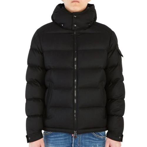 Moncler/蒙克莱  新款百搭舒适男士羽绒服1A5370054272 999【主推】