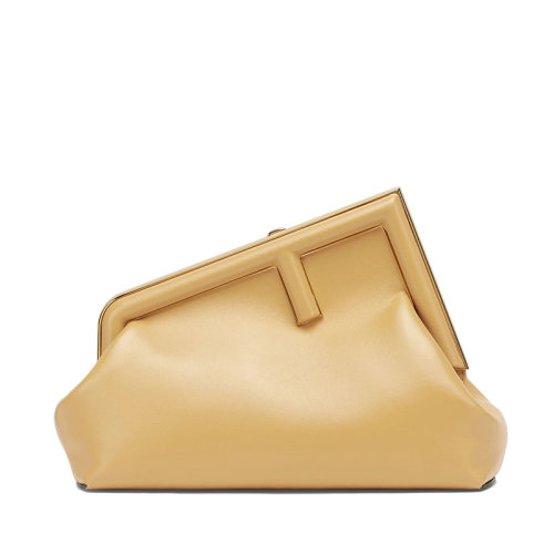 FENDI/芬迪 22新款First系列 女士小号米色纳帕羊皮革金属斜向F形搭扣开合单肩手拿包8BP129ABVEF1I2A