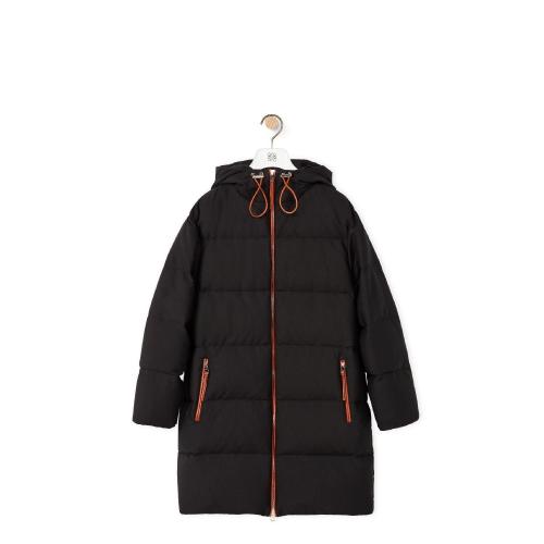 LOEWE罗意威 22年秋冬 女士 大衣 Long hooded puffer in cotton S359Y02X42-1100