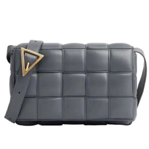 Bottega Veneta/葆蝶家  新款CASSETTE PADDED系列小羊皮双面正交编织单肩豆腐包591970VCQR11233【主推】