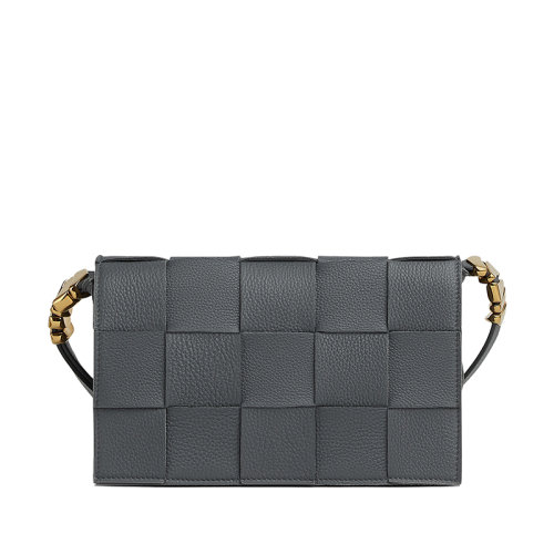 Bottega Veneta/葆蝶家 22春夏新款CASSETTE系列 女士闪电灰色Intreccio编织粒面牛皮革单肩斜挎包666870V17H11233