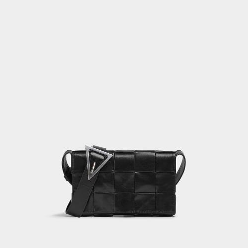  BV葆蝶家 22年秋冬 男士 单肩包 cassette petit format 717587VCQ718803