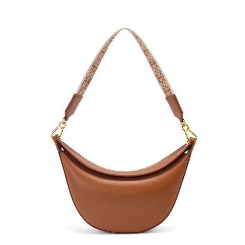 LOEWE/罗意威 22新款Luna系列 女士小号山核桃色缎面小牛皮半月形流浪包单肩手提腋下包A923PM1X01-3627