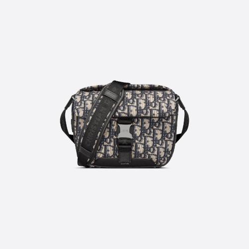  DIOR迪奥 22年秋冬 男士 单肩包 Pochette bandouliere Dior Explorer 2ESWS001YKY_H27E
