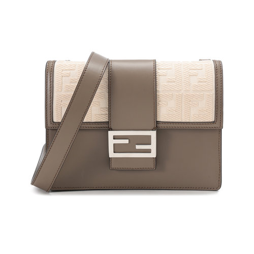 FENDI/芬迪男女中性Baguette系列牛皮/织物单肩斜挎包中号 7VA524 A9P6