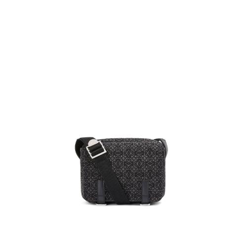 LOEWE罗意威 22年秋冬 男士 单肩包 XS Military messenger bag in Anagram jacquard and calf